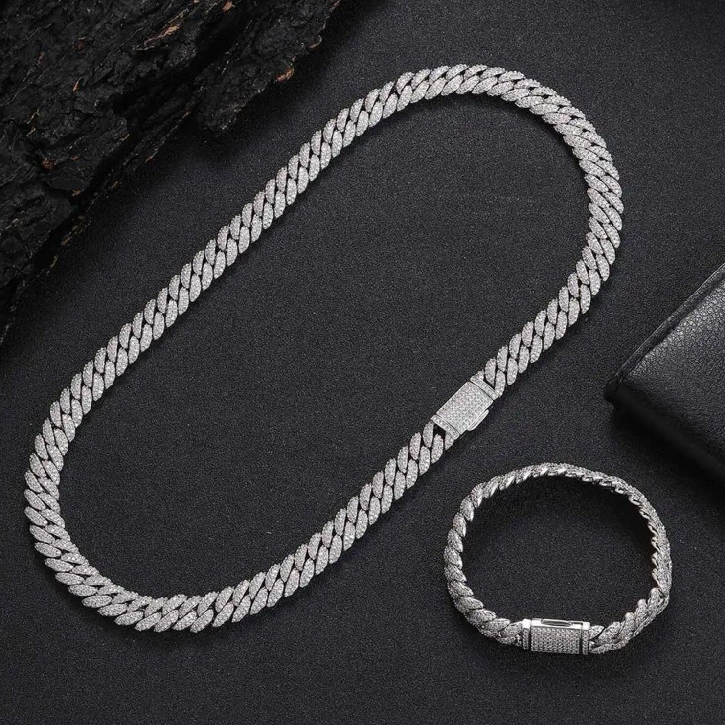 ICED OUT CUBAN LINK CHAIN