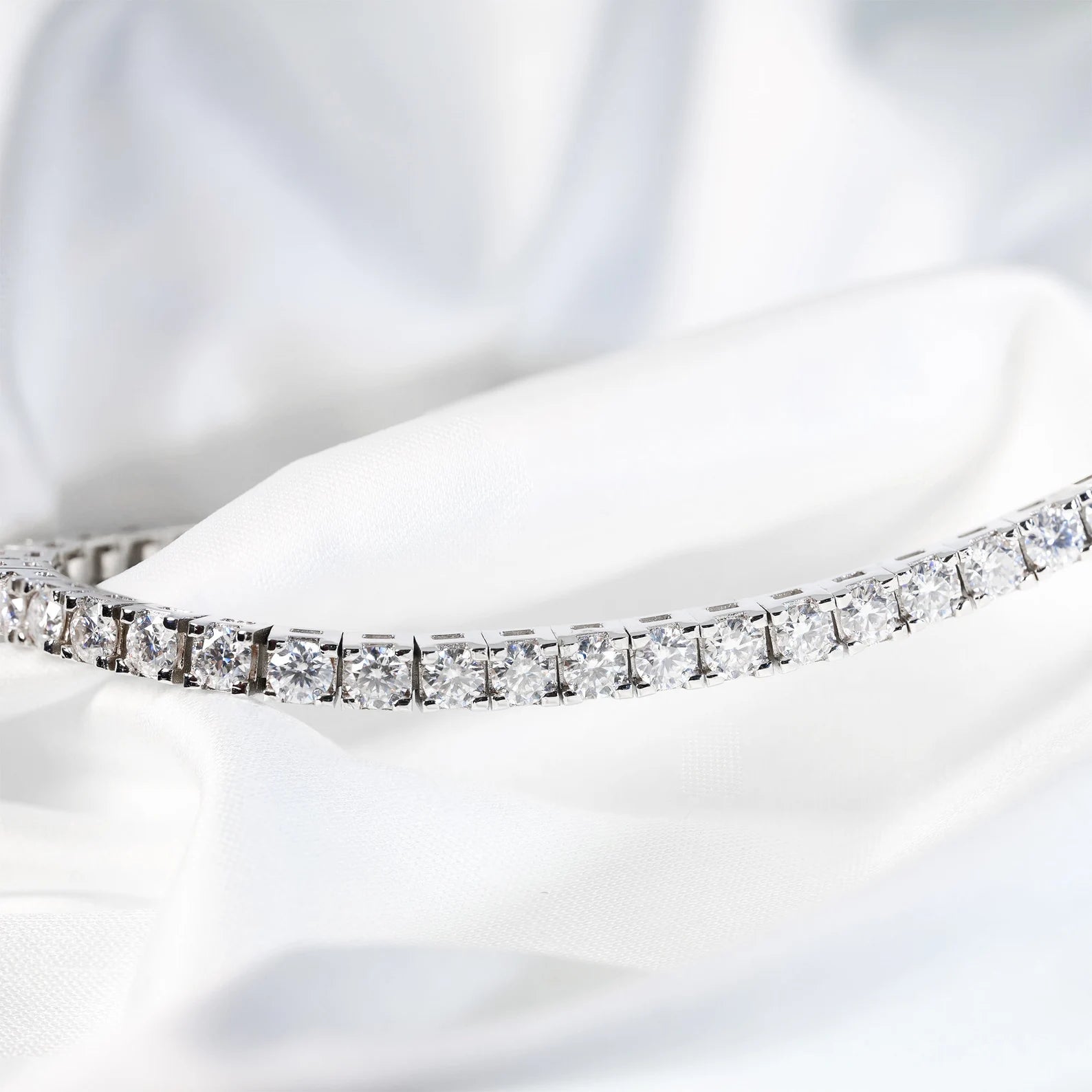 TENNIS CHAIN BRACELET