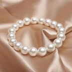 WHITE PEARL BRACELET